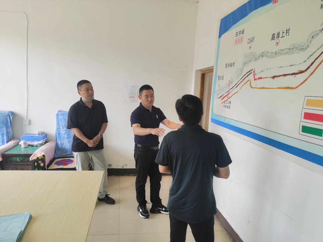 1657858903551244.jpg 2.jpg